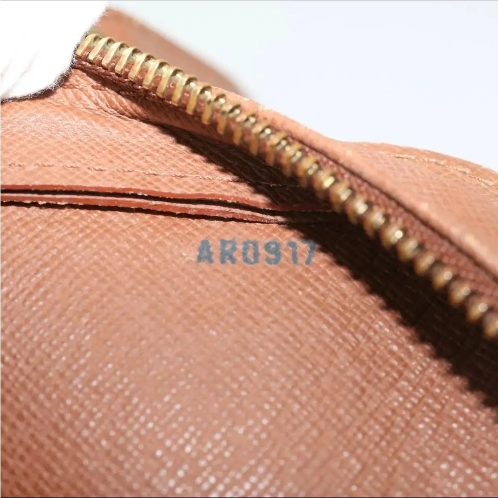 Authentic Vintage LOUIS VUITTON Monogram Orsay Clutch Bag M51790 LV Auth 43537